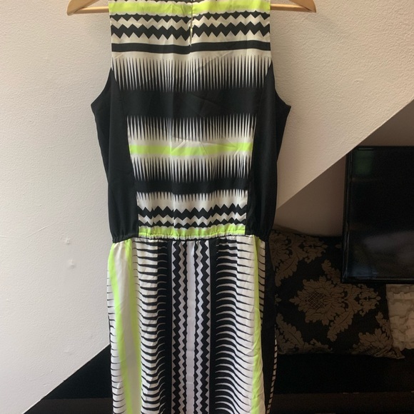 Vince Camoto lined dress - Picture 3 of 3